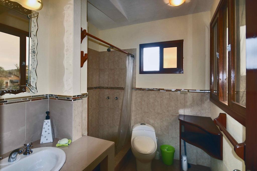 The Galeodan Suites Puerto Baquerizo Moreno Luaran gambar