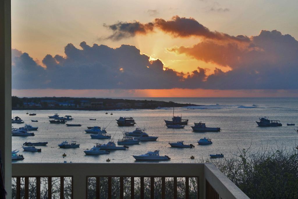 The Galeodan Suites Puerto Baquerizo Moreno Luaran gambar