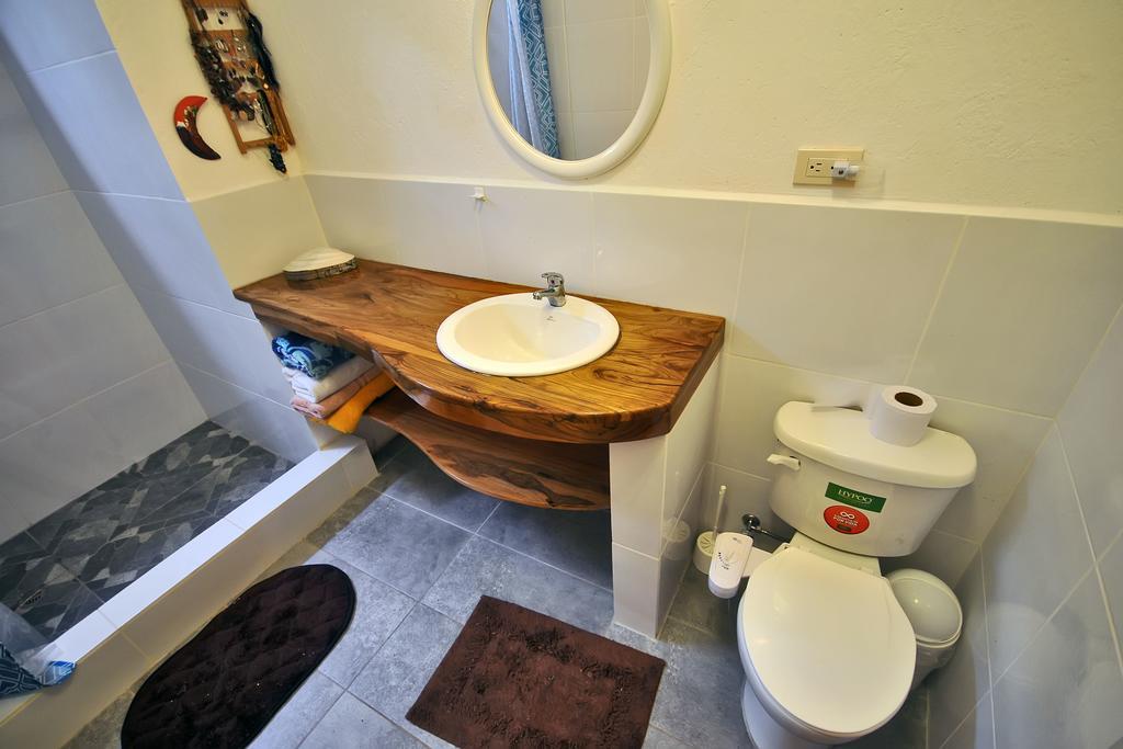 The Galeodan Suites Puerto Baquerizo Moreno Luaran gambar