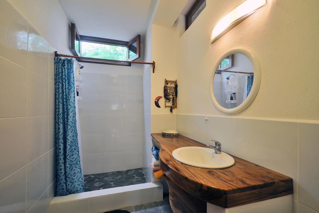 The Galeodan Suites Puerto Baquerizo Moreno Luaran gambar